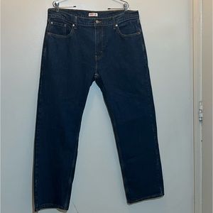 Men’s Levi’s signature gold jeans.Dark blue 38x32